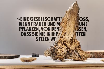 HILDEBRAND Touch Wood Nakarin Ausstellung ZAZ 07 lowres